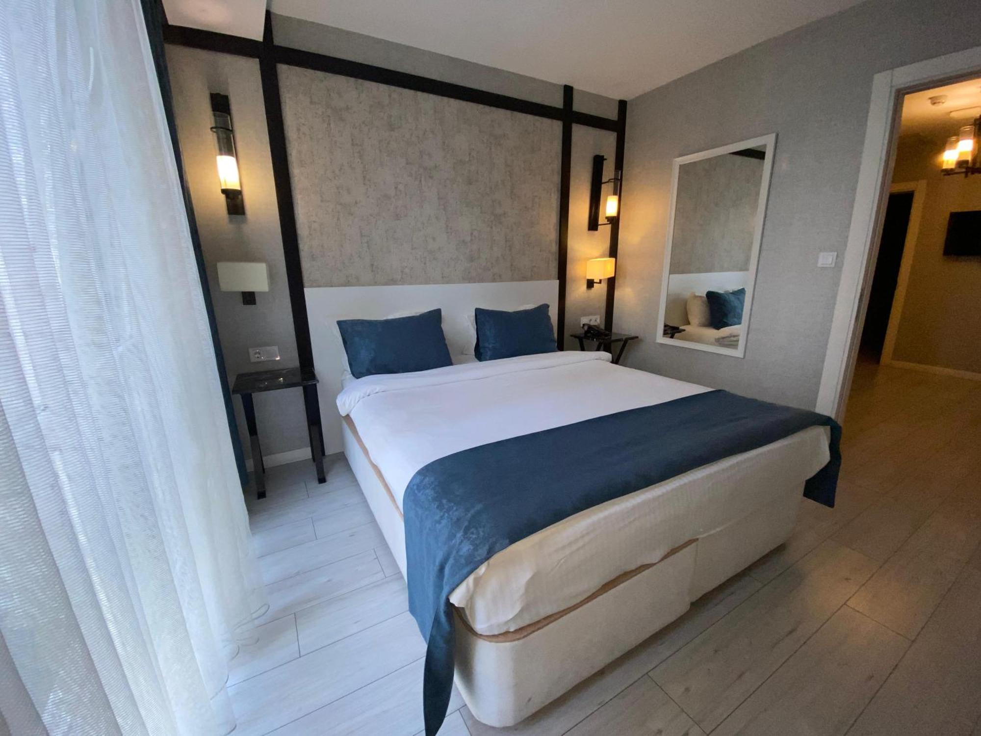 Gardenya Suite Hotel ทรับซอน ภายนอก รูปภาพ