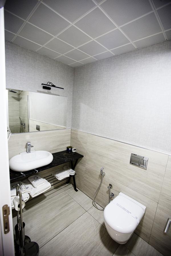 Gardenya Suite Hotel ทรับซอน ภายนอก รูปภาพ