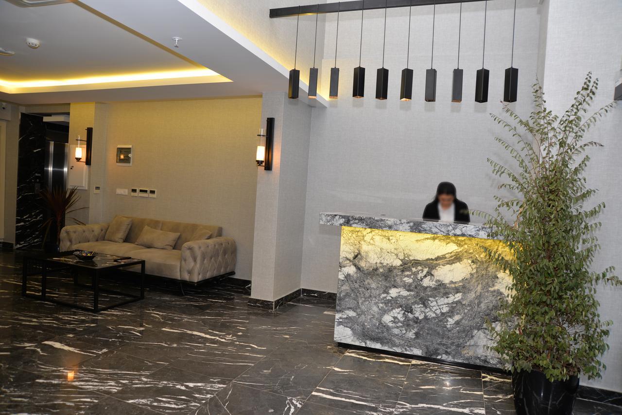 Gardenya Suite Hotel ทรับซอน ภายนอก รูปภาพ