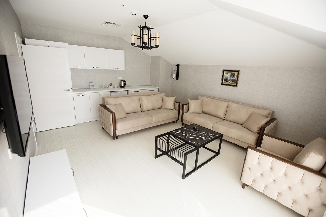 Gardenya Suite Hotel ทรับซอน ภายนอก รูปภาพ