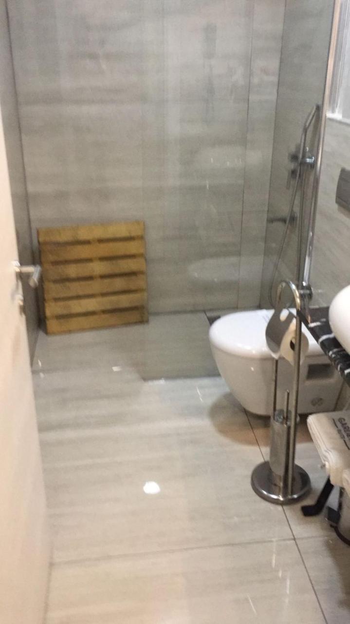 Gardenya Suite Hotel ทรับซอน ภายนอก รูปภาพ