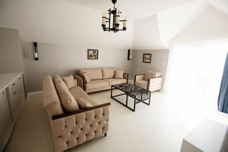 Gardenya Suite Hotel ทรับซอน ภายนอก รูปภาพ